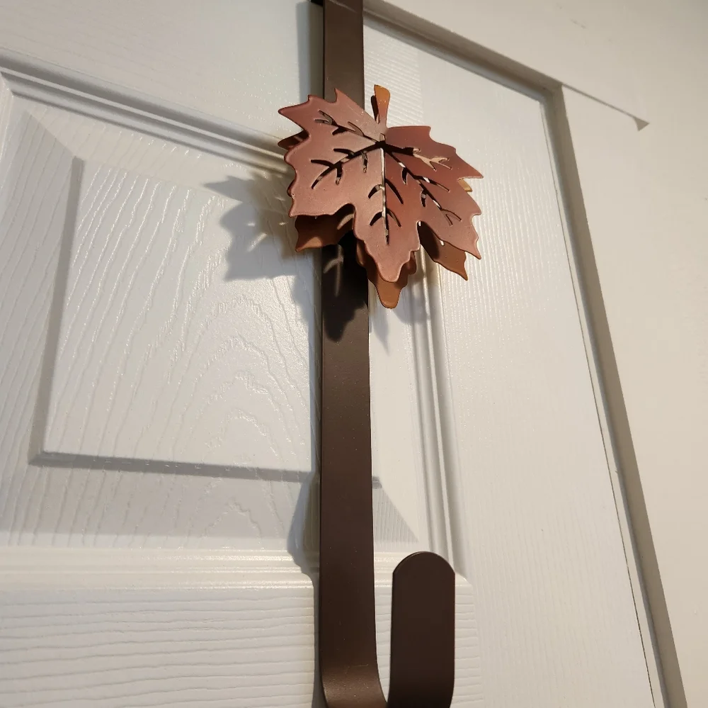 Maple Leaf Door Hook - Brown